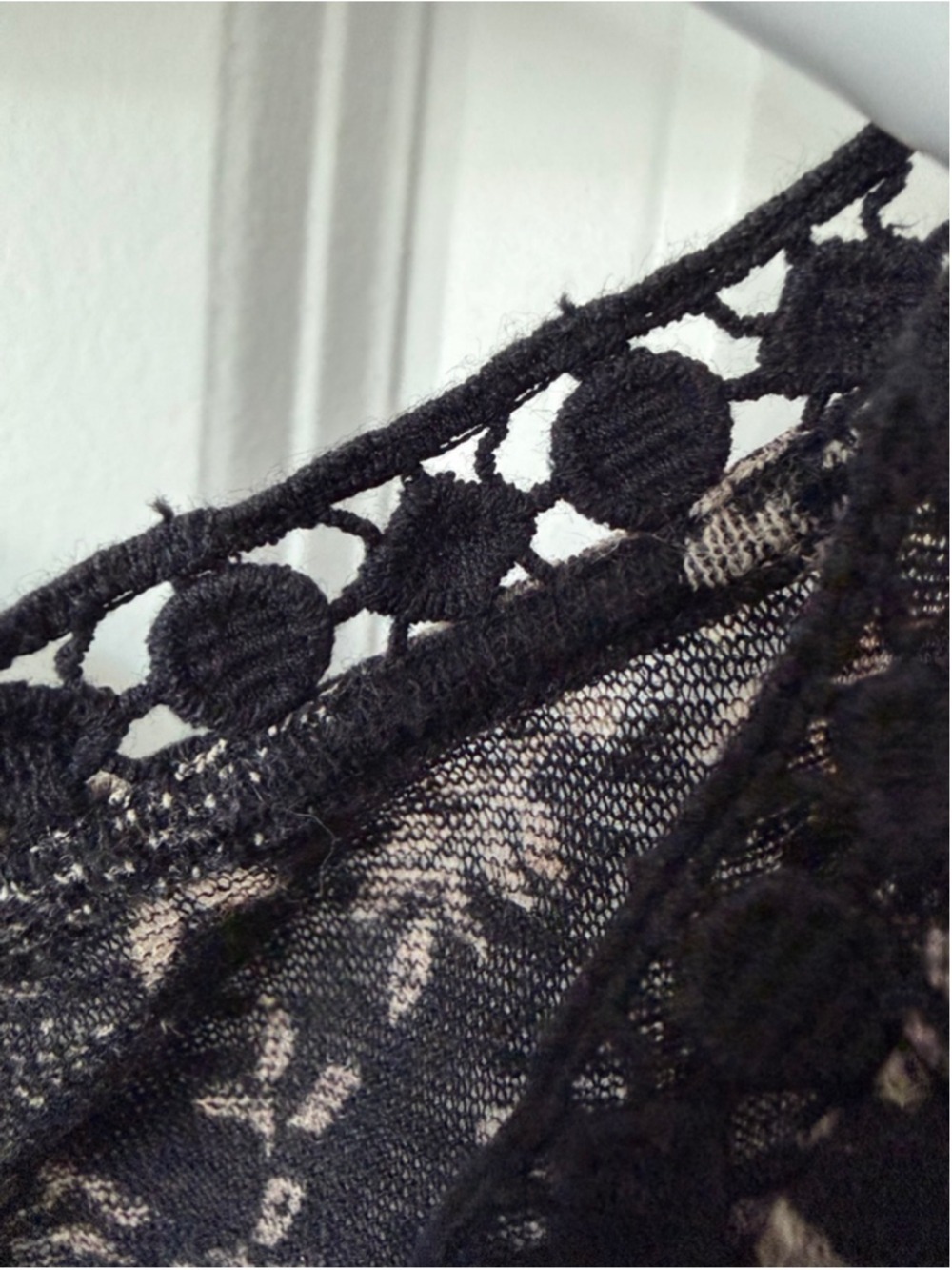Lucky Brand Black & Beige Floral Tank Top M - Picture 5 of 9